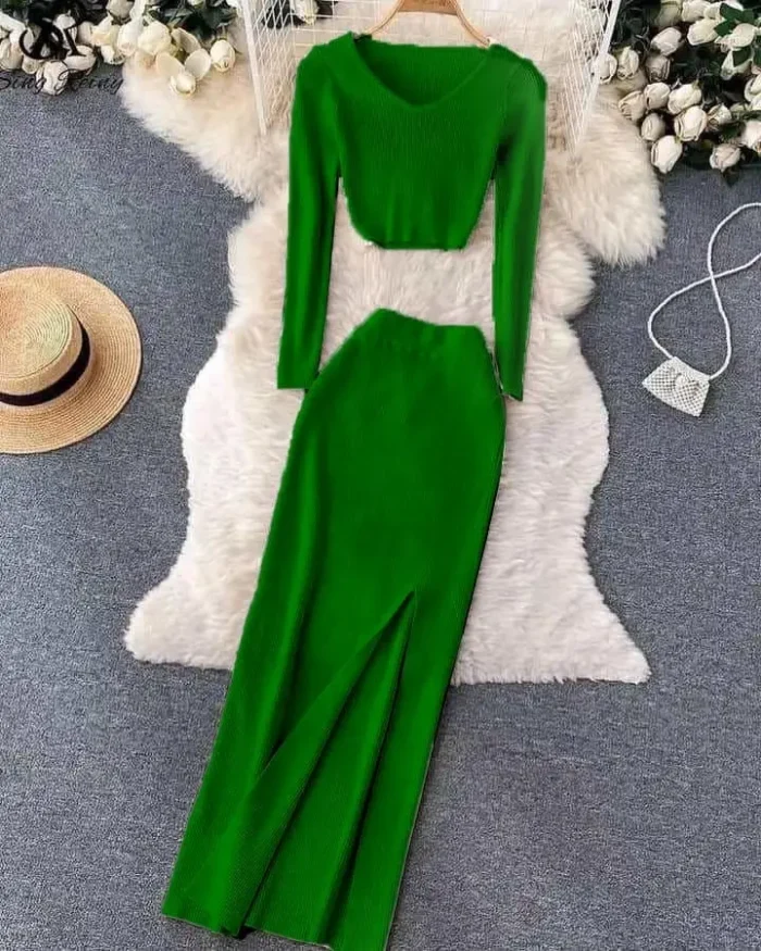 🌸 Elegant Ribbed Knit Skirt Set 🌸 - Image 7