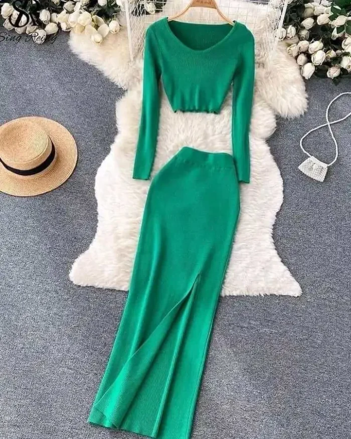 🌸 Elegant Ribbed Knit Skirt Set 🌸 - Image 4