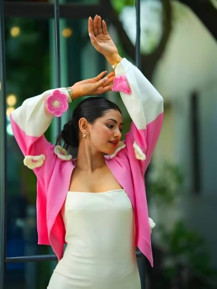 Soft Pink Floral Cardigan for Women - Image 2