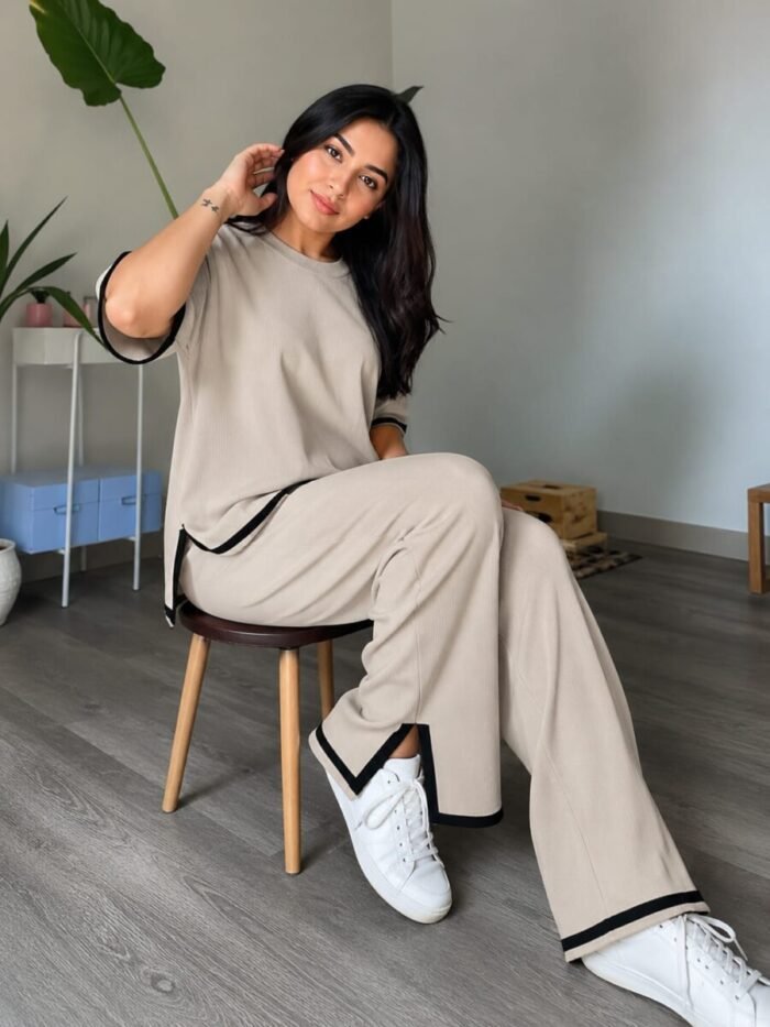 Round neck 2 pcs co-ord set - Image 10